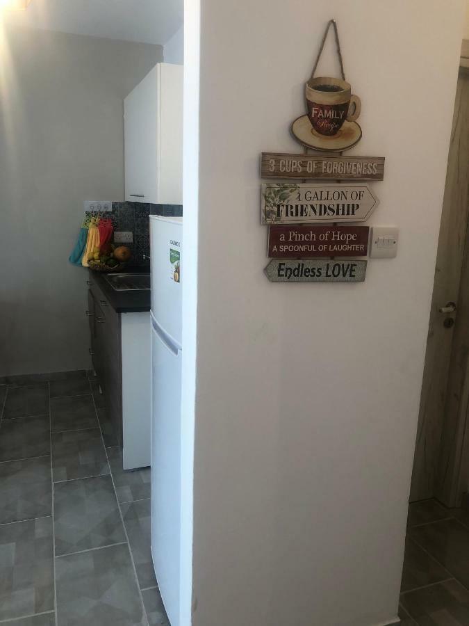 Agianapanest Appartement
